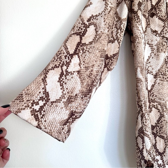 Ralph Lauren Black Label Beige Snakeskin Print Blouse Size Large - Picture 4 of 10